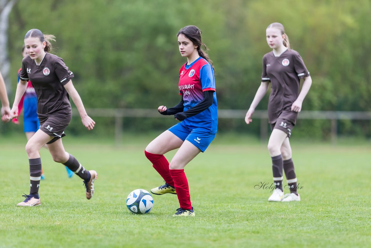 Bild 108 - wCJ VfL Pinneberg3 - St.Pauli : Ergebnis: 2:1